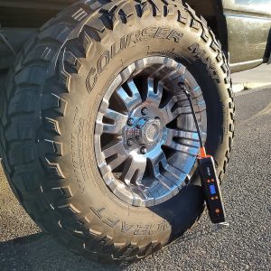 TPMS Tire Pressure Monitor — 4 Sensors + Hub